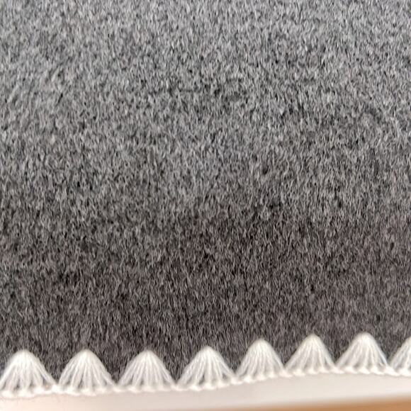 NWT FALL 2025!  COMMENSE gray felt mini skirt white t… - Picture 7 of 7